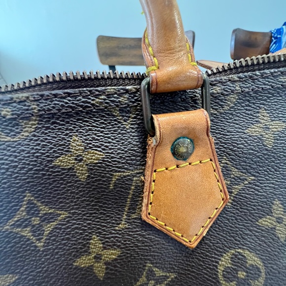 Vintage Louis Vuitton Speedy 30 - Picture 5 of 13